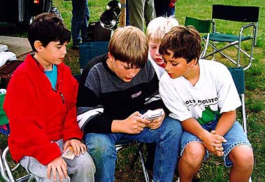 Sam,Gray & Pals Play Gameboy-8 June'97